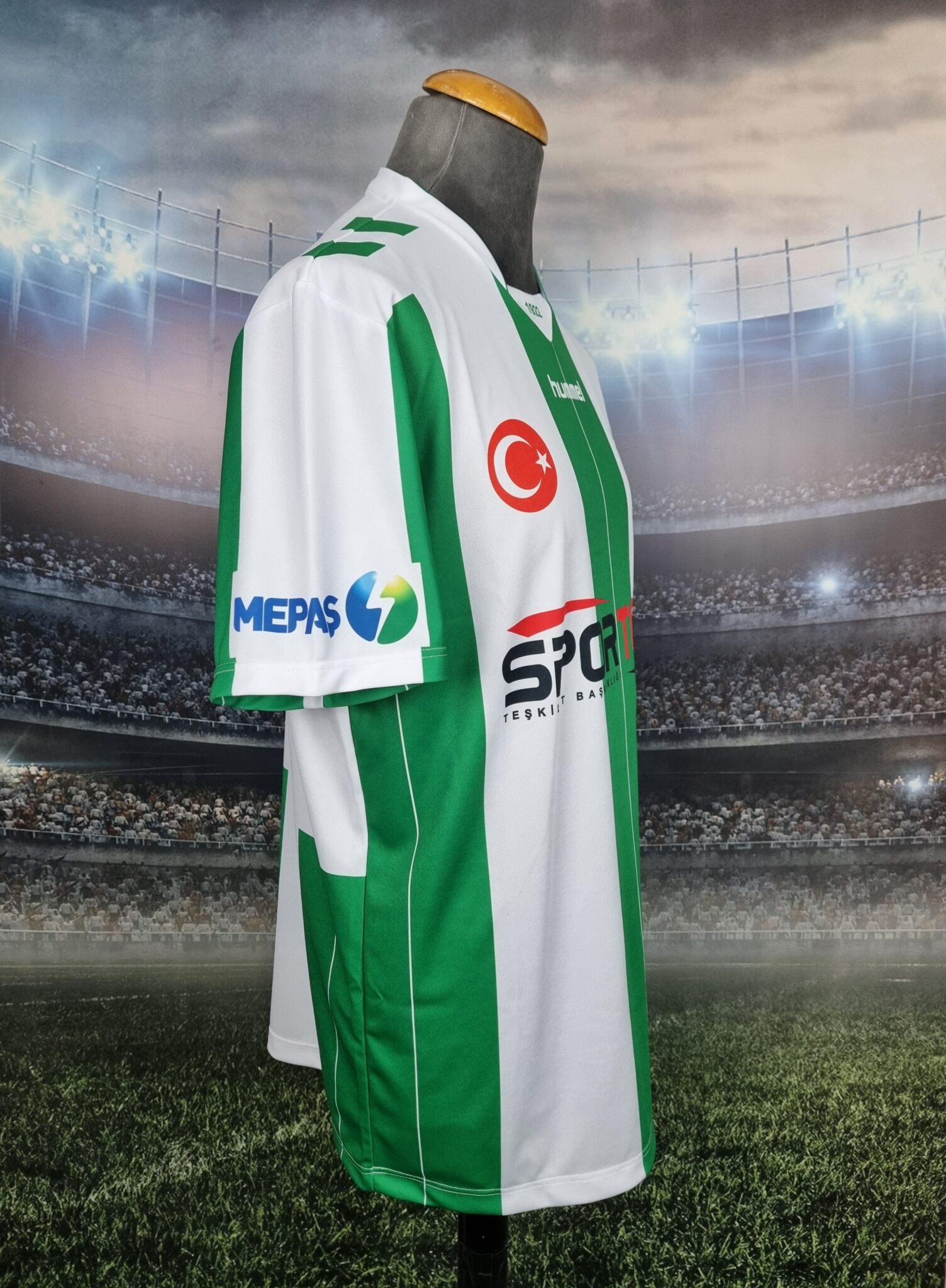 Konyaspor Football Shirt Home 2017/2018 Samuel Eto'o #81 Retro Soccer Jersey Turkey - Sport Club Memories