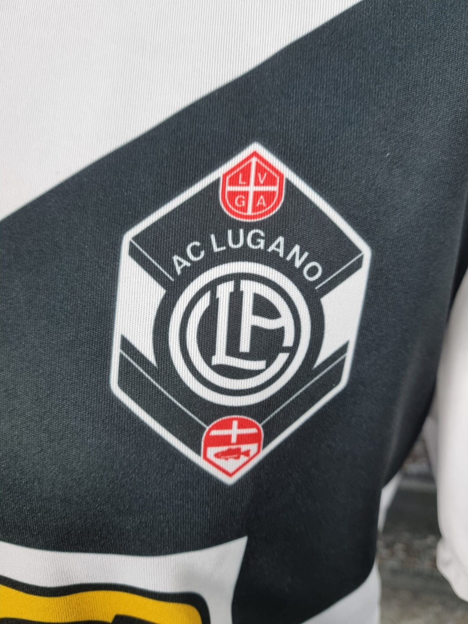 FC Lugano Home Football Jersey Retro Swiss Vintage Shirt Switzerland - Sport Club Memories