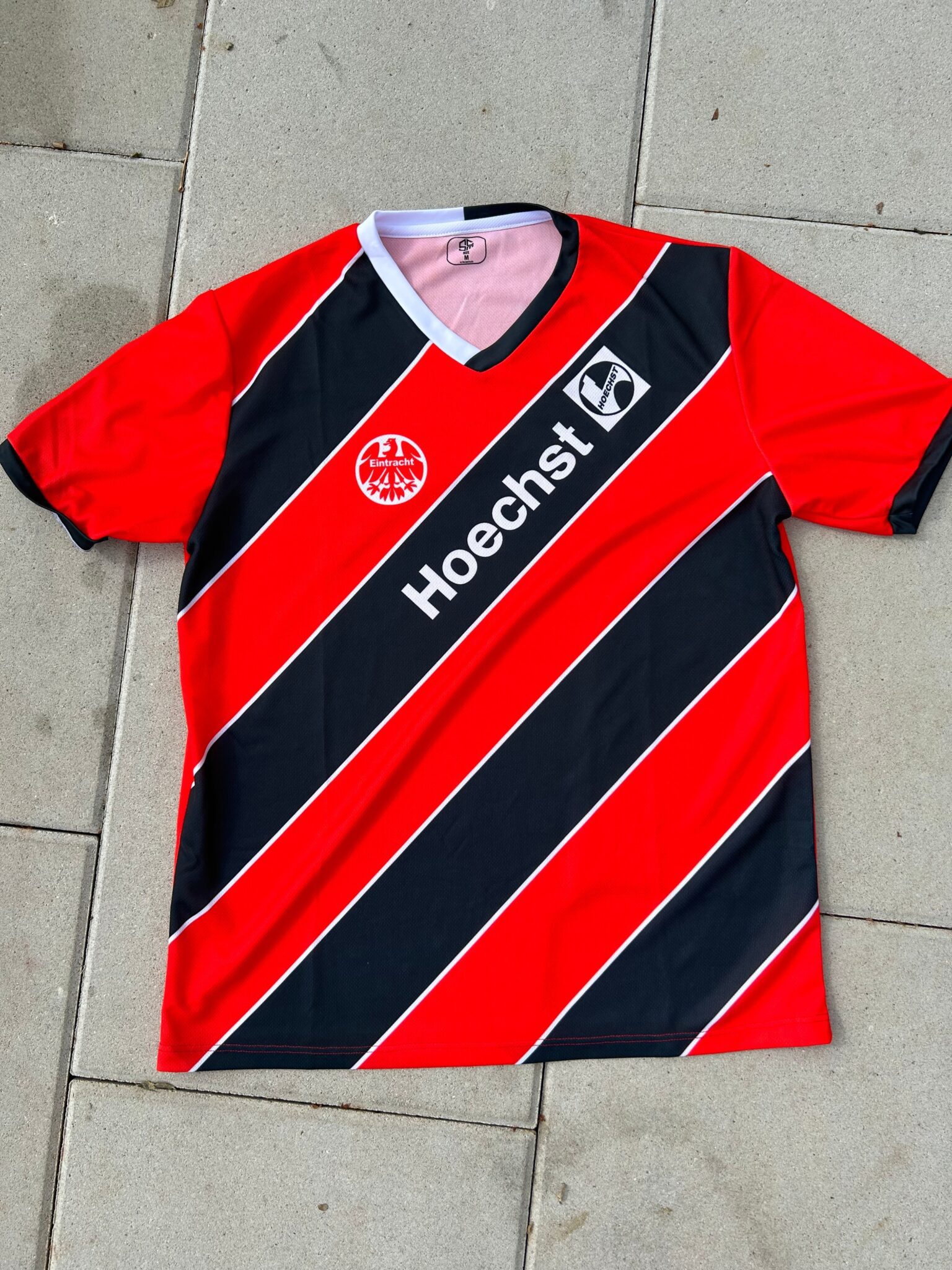 Eintracht Frankfurt Home Fußballtrikot 1987/1988 Retro #7 Falkenmayer Football Jersey Shirt - Sport Club Memories