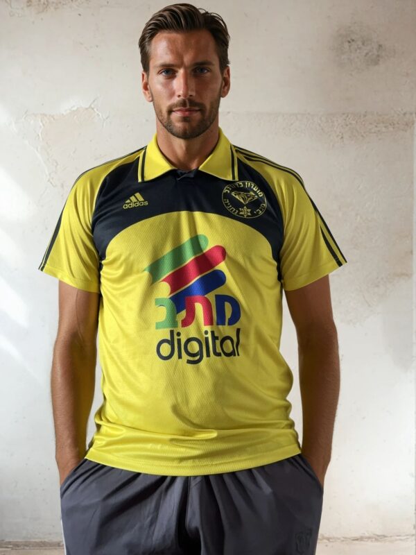 Maccabi Netanya F.C. Home Jersey 2001