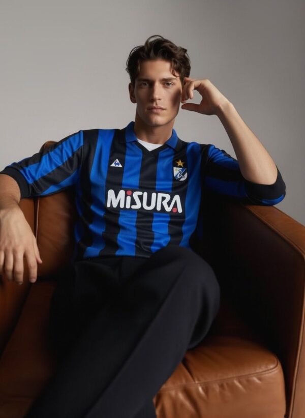 Inter Milan retro jersey 1986/87 home football shirt front view